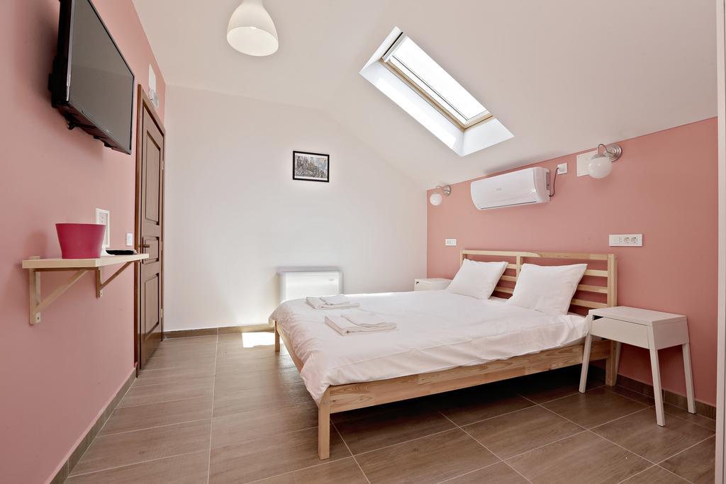 LeCap Guesthouse&Pool Băile Felix Extérieur photo