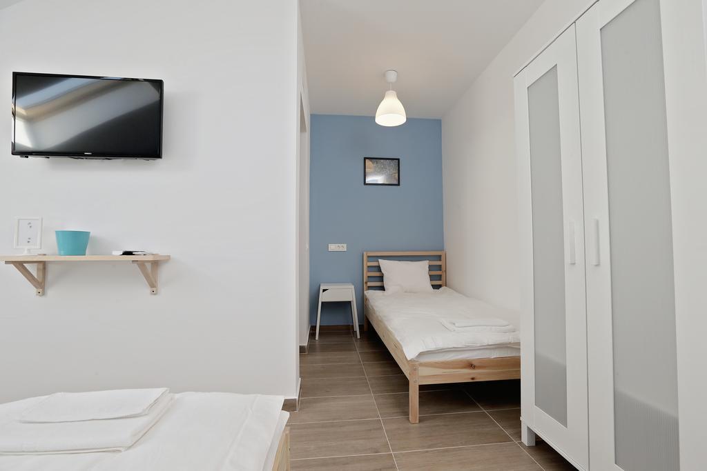 LeCap Guesthouse&Pool Băile Felix Extérieur photo